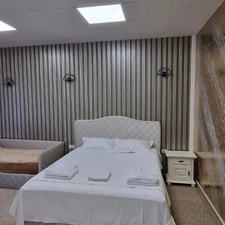 Dnt House 2 3* Крайова